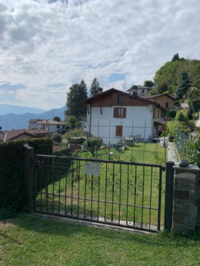 Casa Savina - stupenda vista lago e monti Plesio